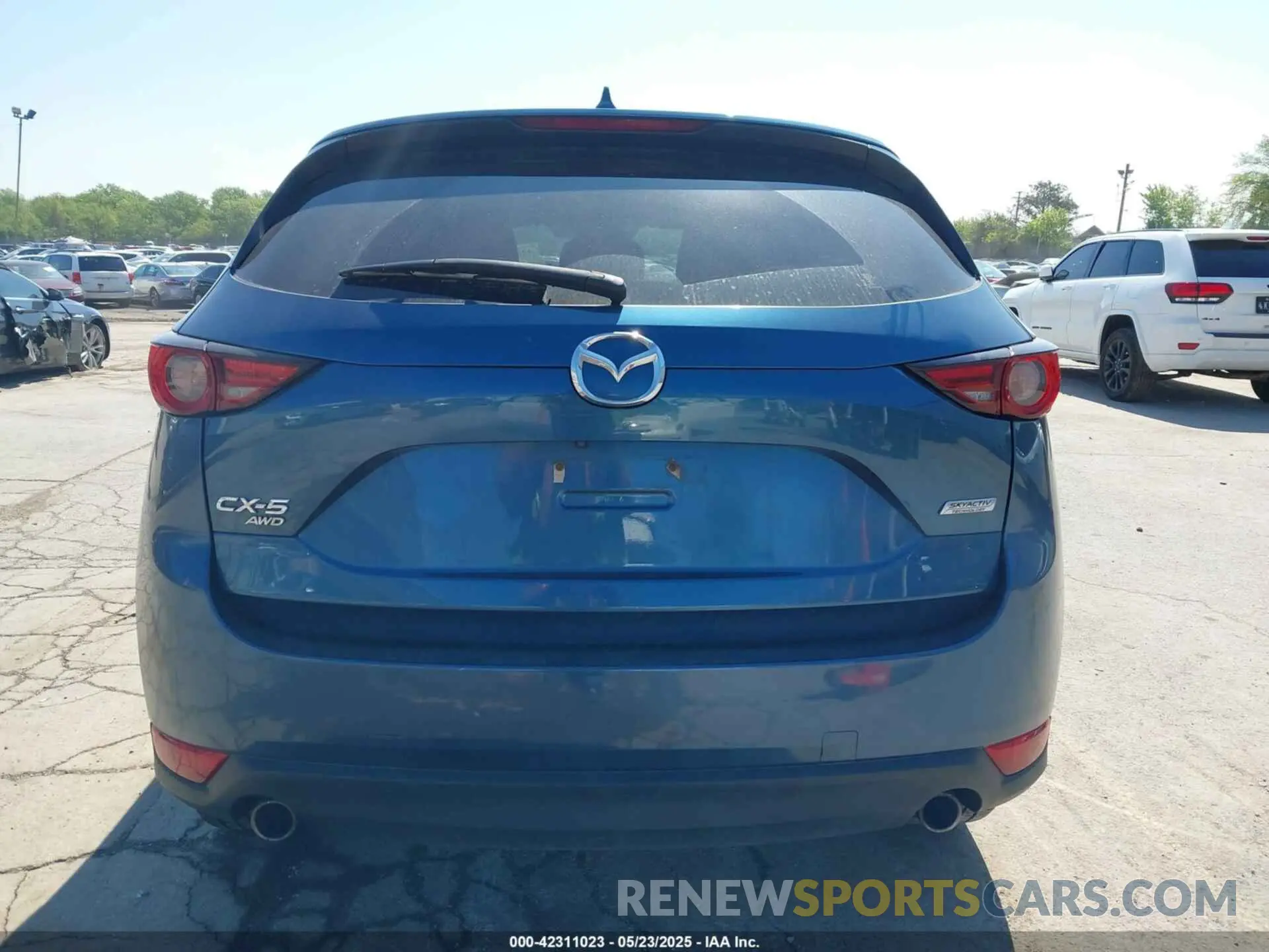 17 Photograph of a damaged car JM3KFBDM2K0583360 MAZDA CX-5 2019