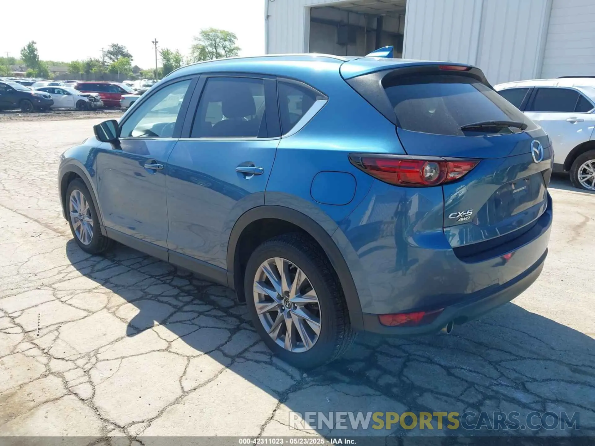 3 Photograph of a damaged car JM3KFBDM2K0583360 MAZDA CX-5 2019