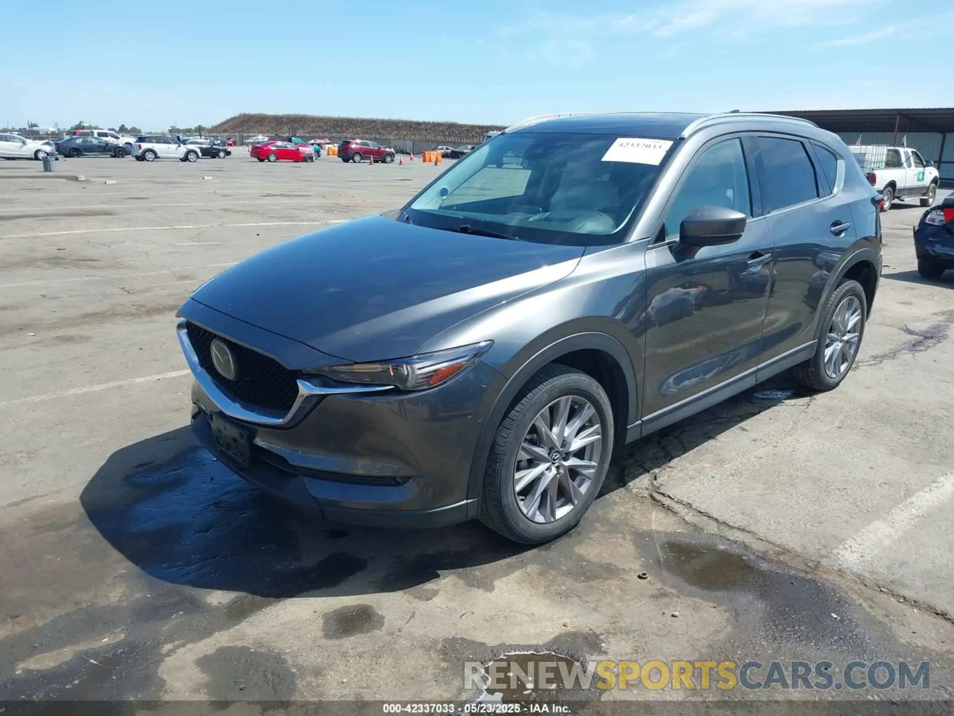 2 Photograph of a damaged car JM3KFBDM2K0697312 MAZDA CX-5 2019