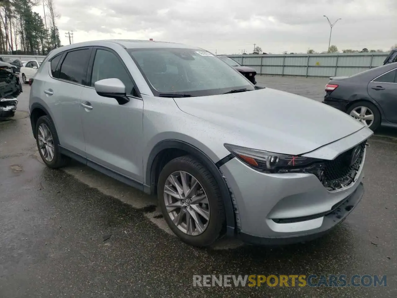 4 Photograph of a damaged car JM3KFBDM3K0608041 MAZDA CX-5 2019
