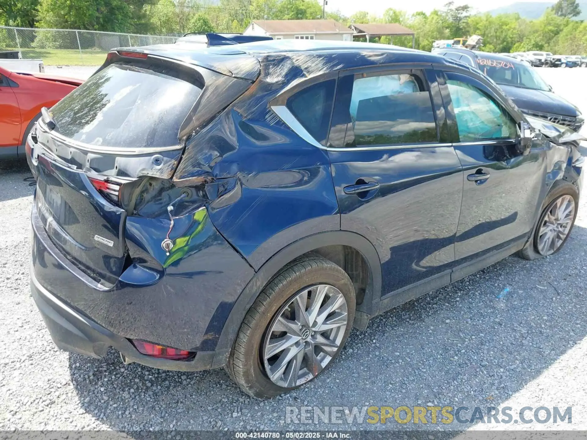 17 Photograph of a damaged car JM3KFBDM3K0698713 MAZDA CX-5 2019