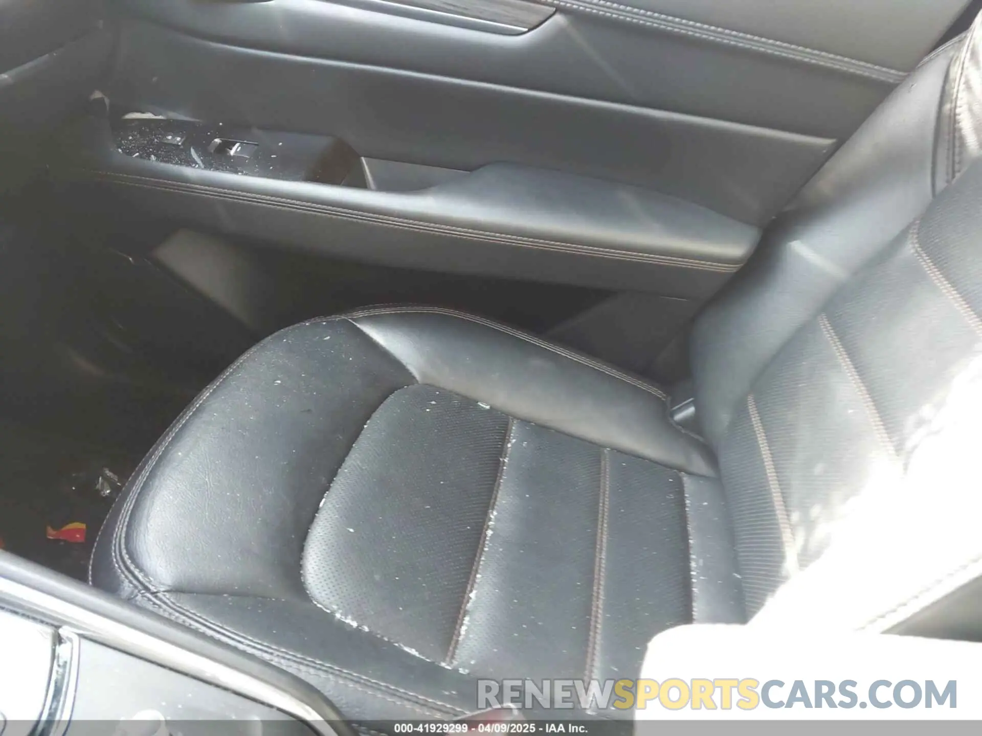 5 Photograph of a damaged car JM3KFBDM3K1677208 MAZDA CX-5 2019