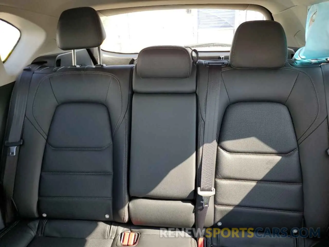 10 Photograph of a damaged car JM3KFBDM4K0665834 MAZDA CX-5 2019