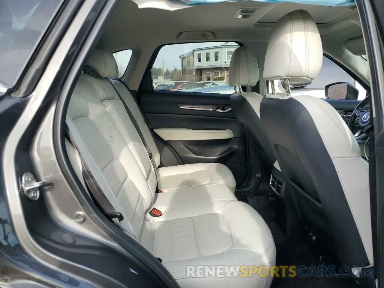 11 Photograph of a damaged car JM3KFBDM6K1698361 MAZDA CX-5 2019