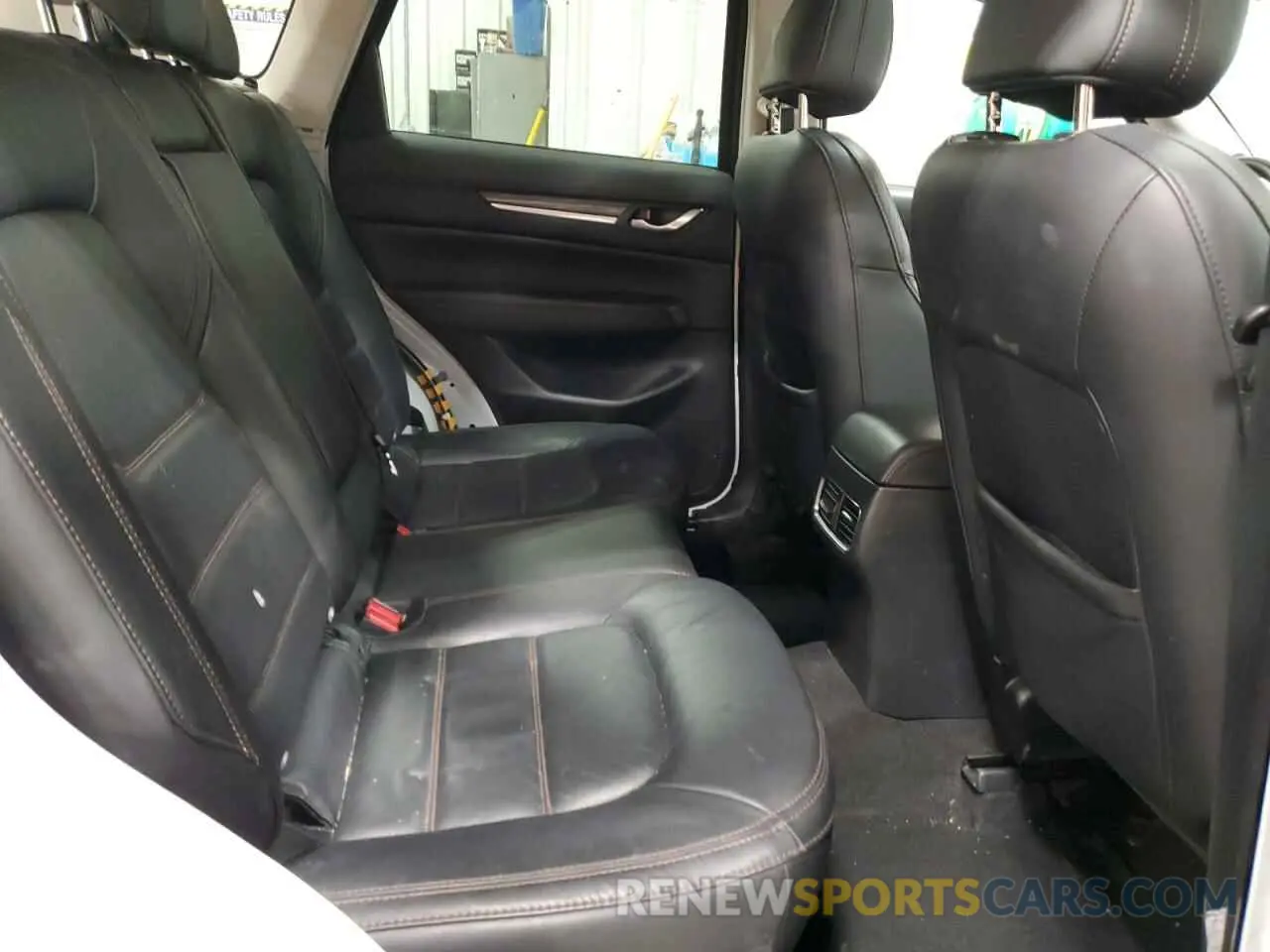11 Photograph of a damaged car JM3KFBDM7K0675578 MAZDA CX-5 2019