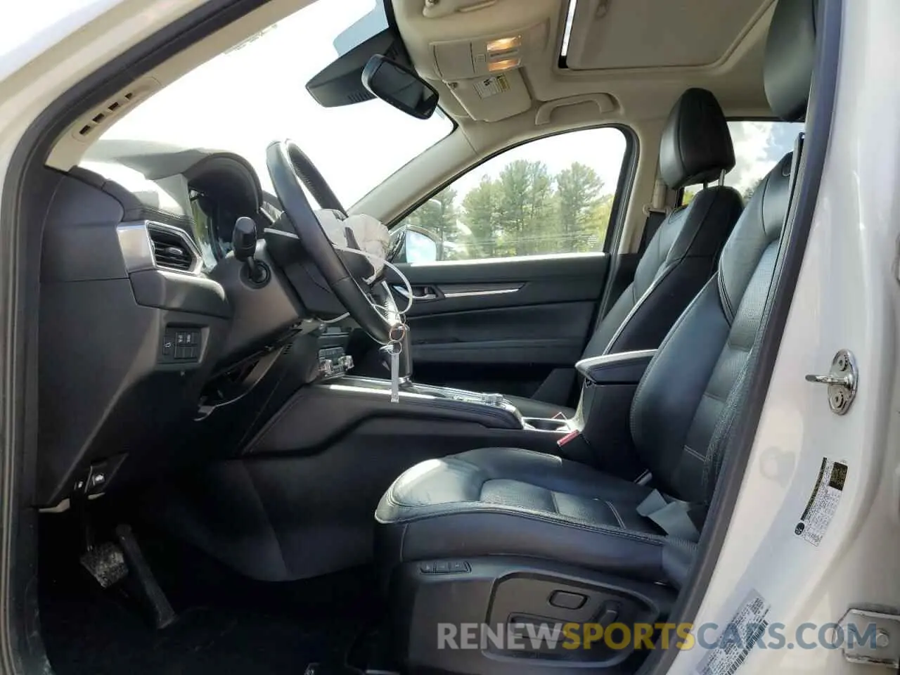 7 Photograph of a damaged car JM3KFBDM7K1699602 MAZDA CX-5 2019