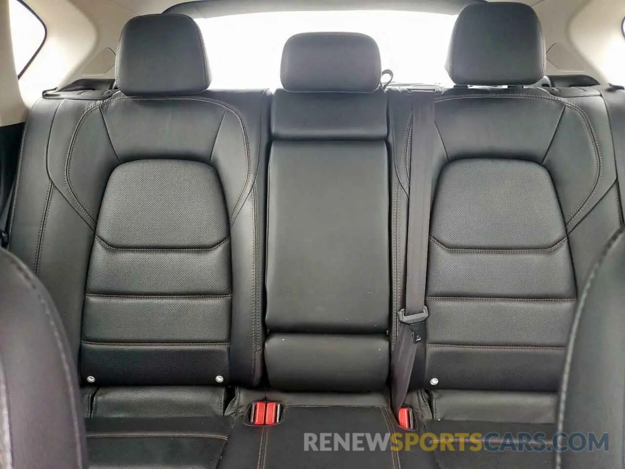 10 Photograph of a damaged car JM3KFBDM8K0506380 MAZDA CX-5 2019