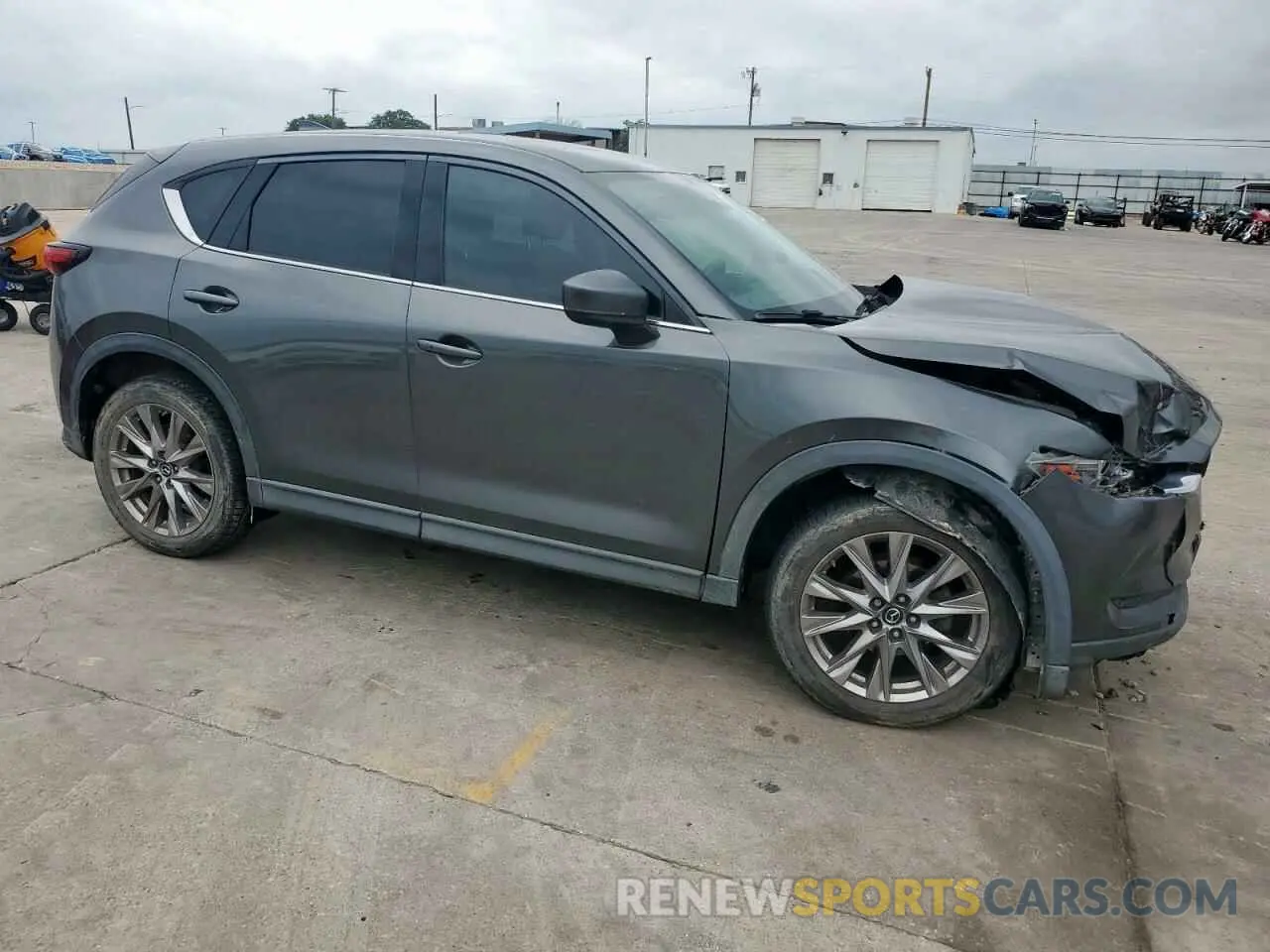 4 Photograph of a damaged car JM3KFBDM8K0506380 MAZDA CX-5 2019