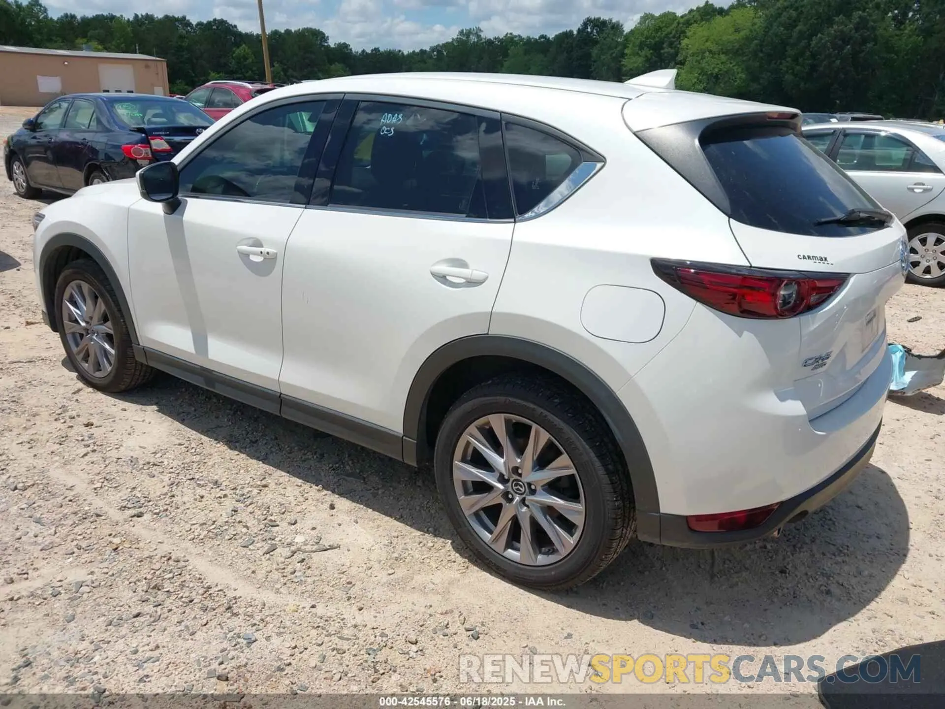 3 Photograph of a damaged car JM3KFBDM9K1675852 MAZDA CX-5 2019