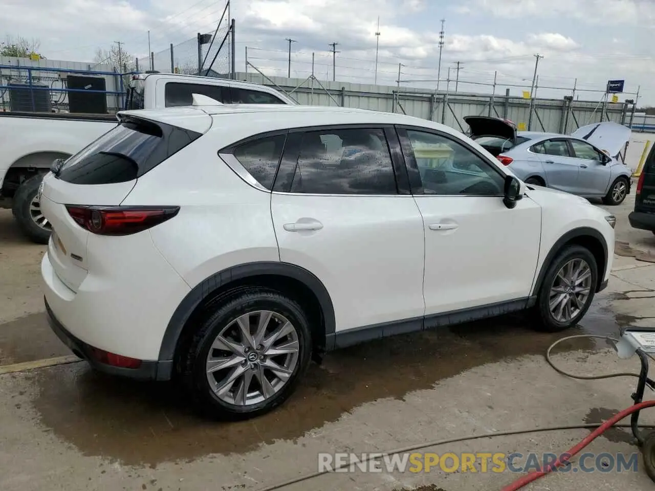 3 Photograph of a damaged car JM3KFBDY8K0622309 MAZDA CX-5 2019