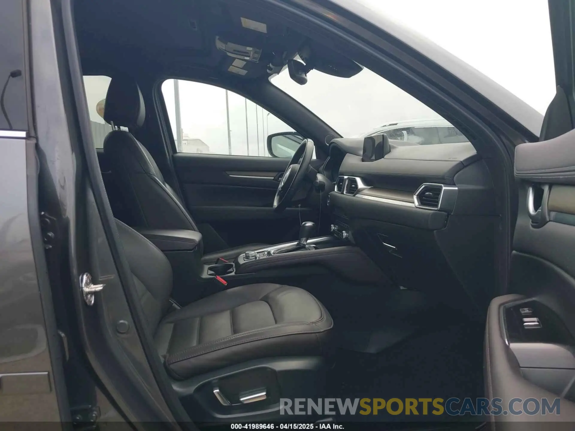 5 Photograph of a damaged car JM3KFBE21K0656716 MAZDA CX-5 2019