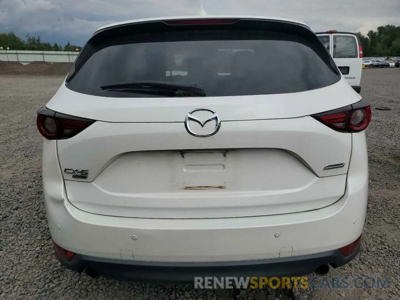 6 Photograph of a damaged car JM3KFBEY4K0592854 MAZDA CX-5 2019