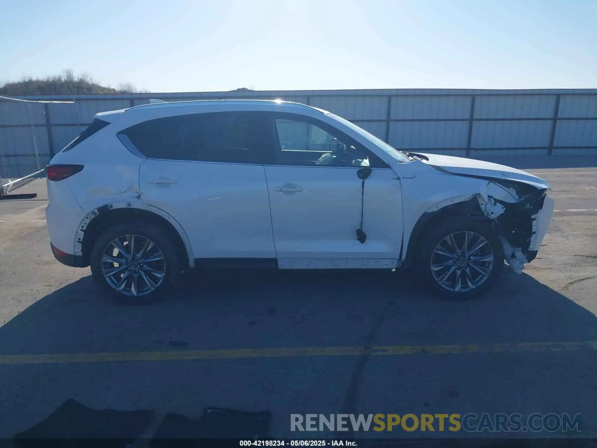 13 Photograph of a damaged car JM3KFBEY5K0650616 MAZDA CX-5 2019