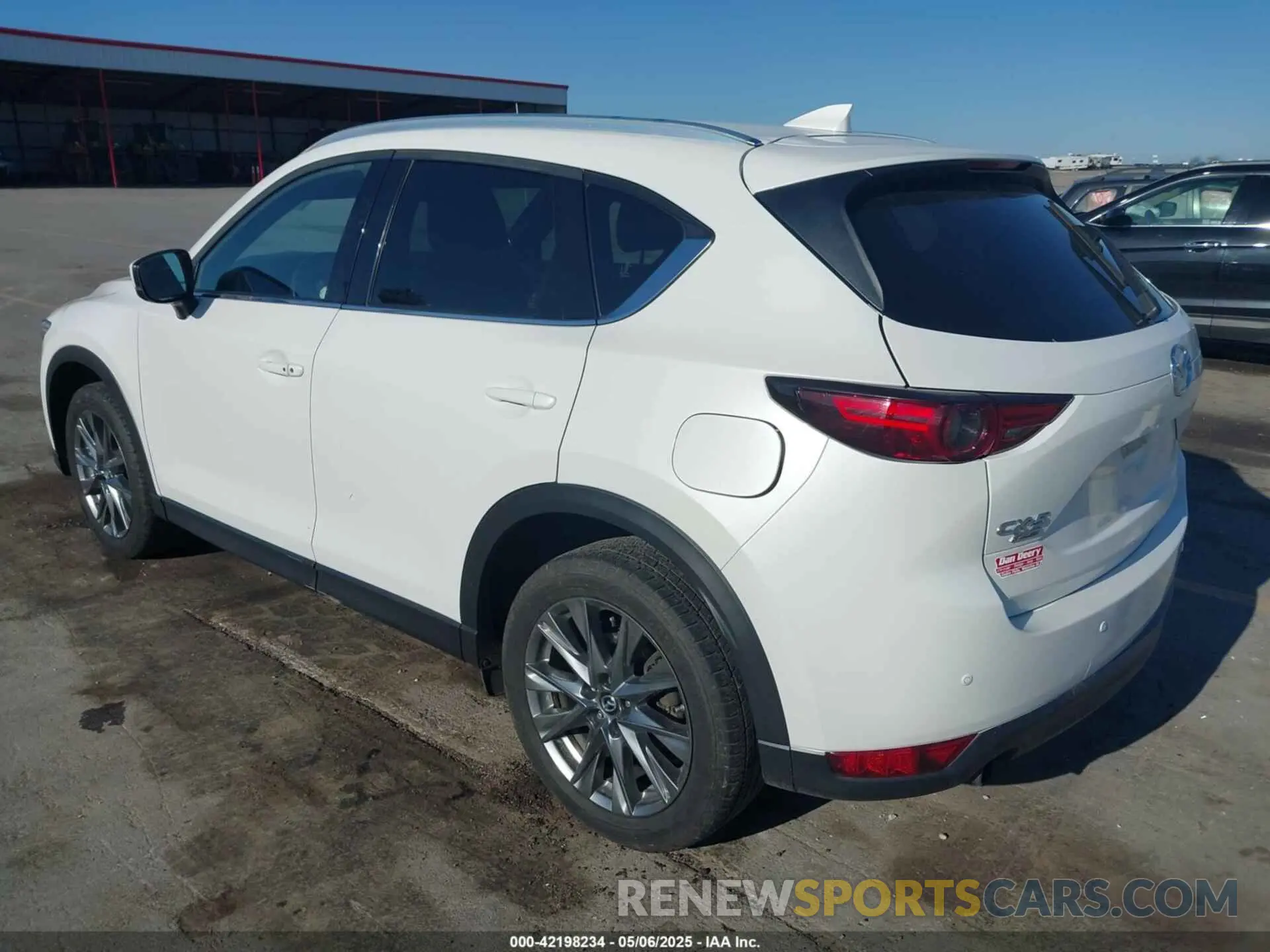 3 Photograph of a damaged car JM3KFBEY5K0650616 MAZDA CX-5 2019