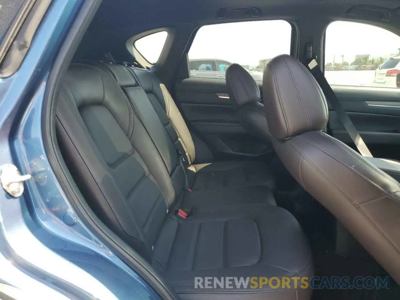 11 Photograph of a damaged car JM3KFBEY7K0695136 MAZDA CX-5 2019