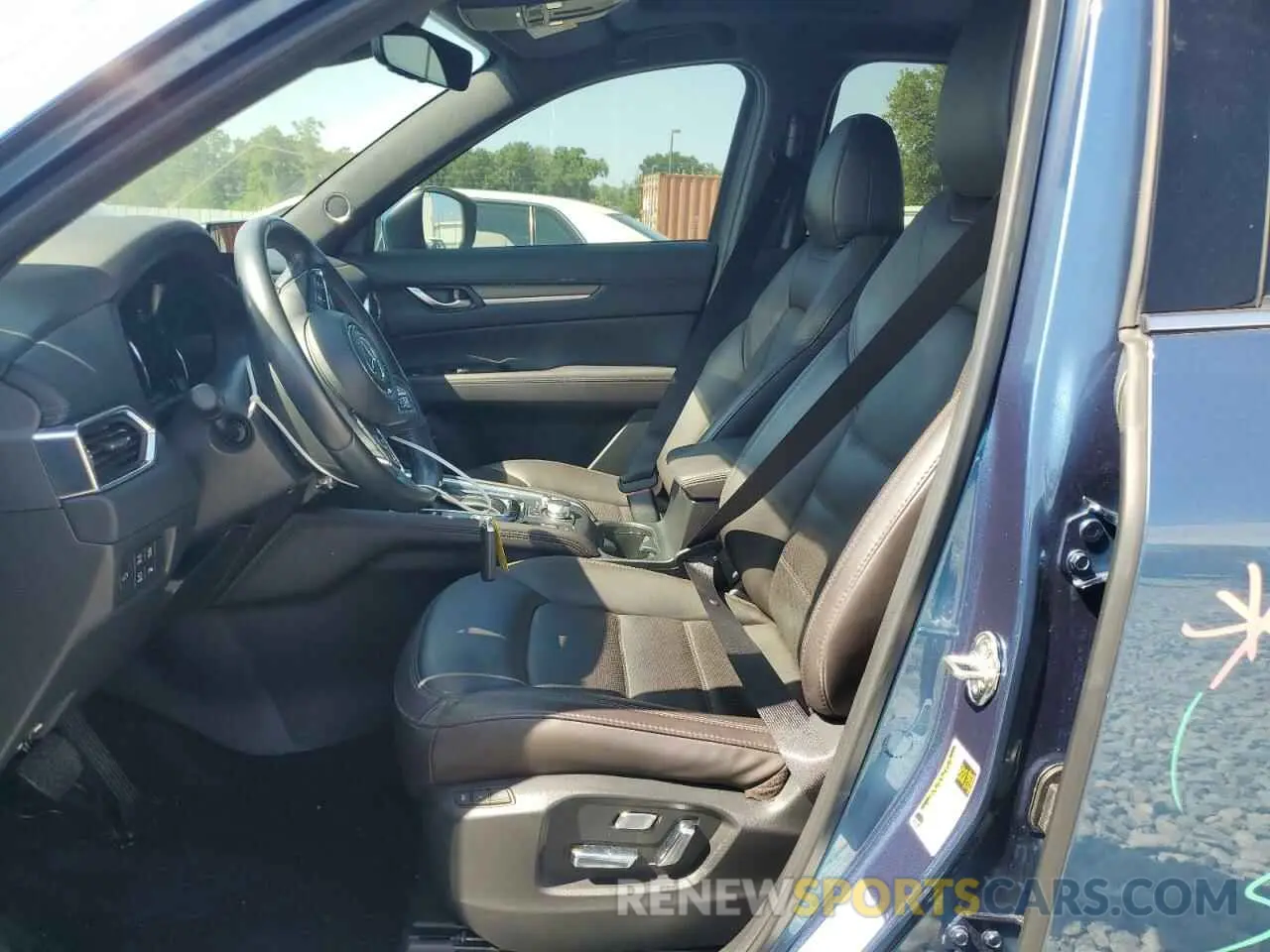 7 Photograph of a damaged car JM3KFBEY7K0695136 MAZDA CX-5 2019