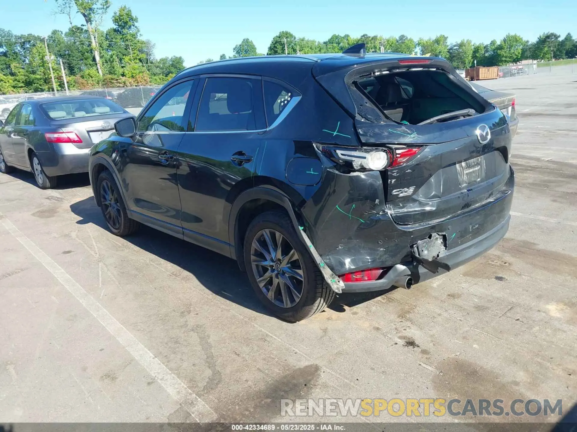 3 Photograph of a damaged car JM3KFBEY9K0638260 MAZDA CX-5 2019