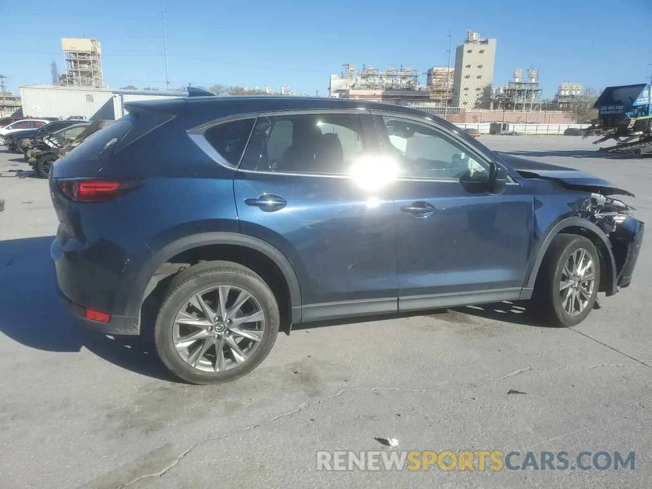 3 Photograph of a damaged car JM3KFBEY9K0644365 MAZDA CX-5 2019