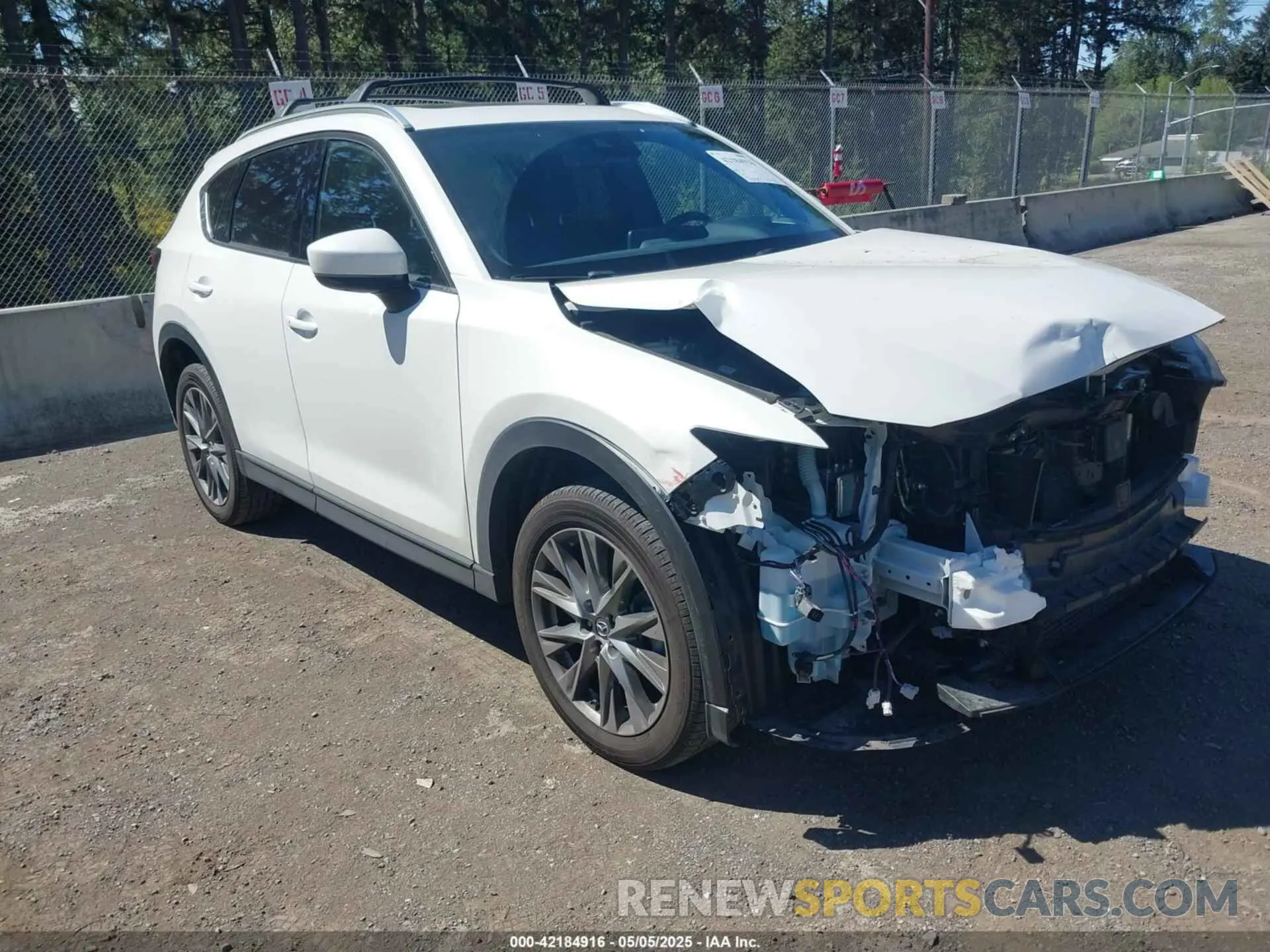 1 Photograph of a damaged car JM3KFBEYXK0578747 MAZDA CX-5 2019