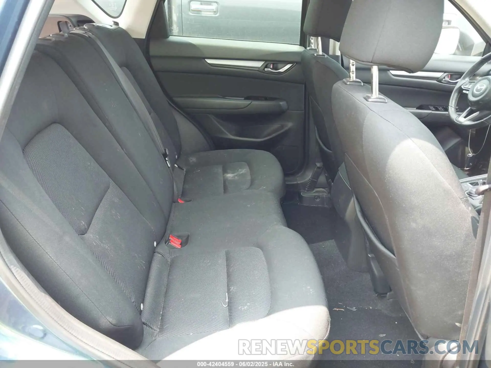 8 Photograph of a damaged car JM3KFABM0L0840451 MAZDA CX-5 2020