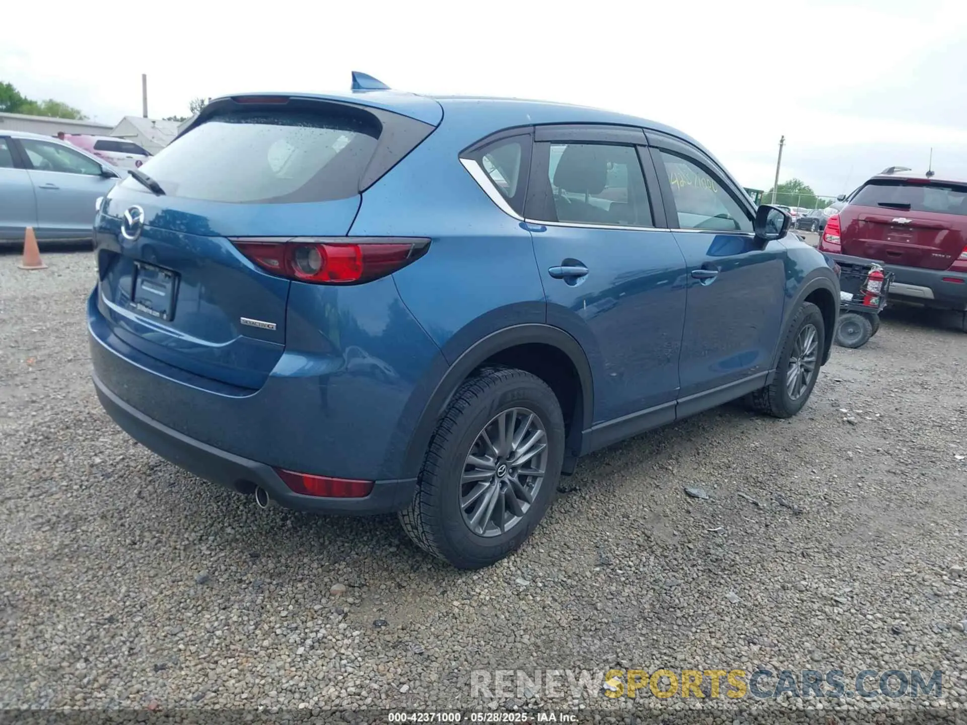4 Photograph of a damaged car JM3KFABM1L0749916 MAZDA CX-5 2020