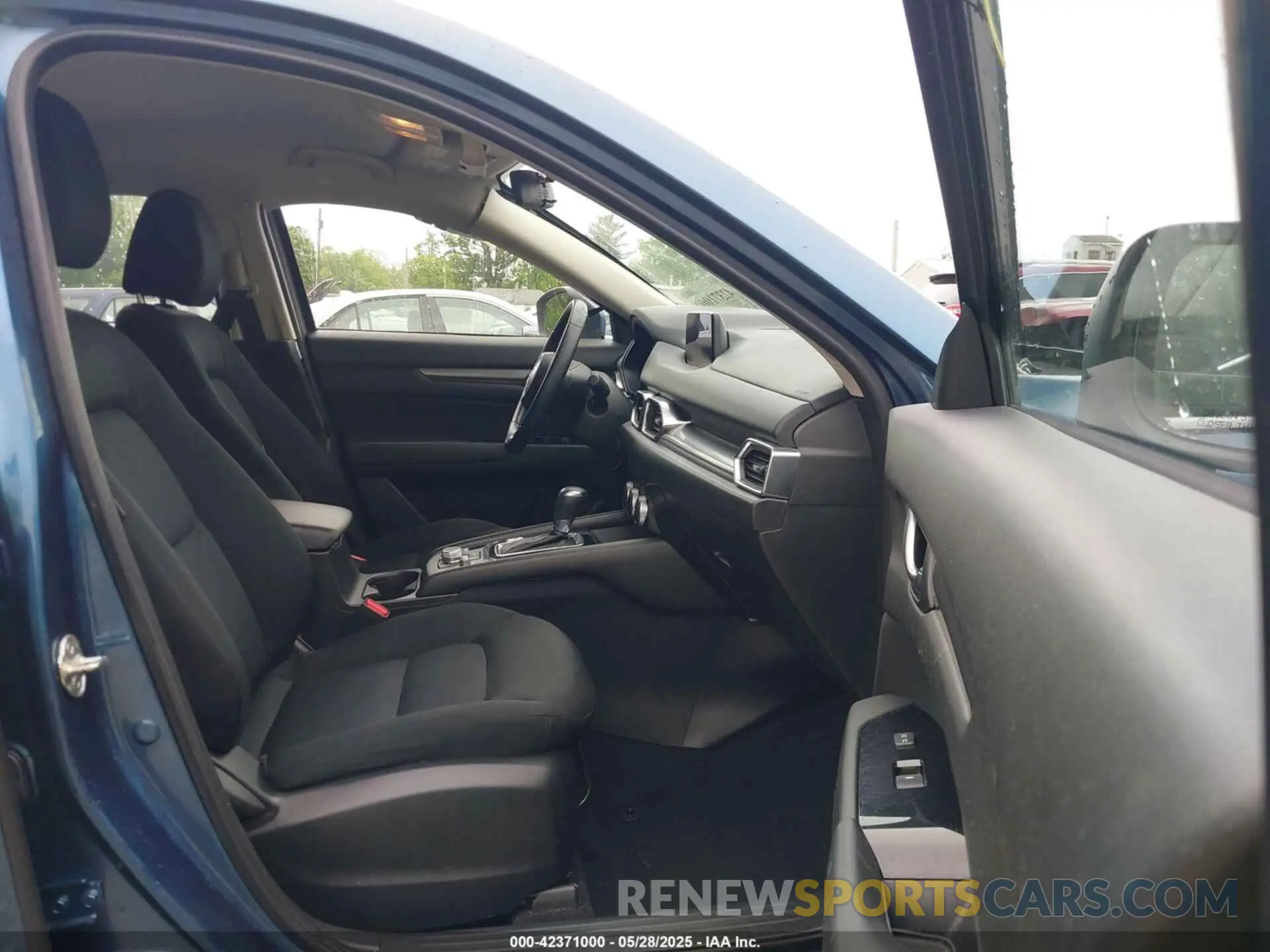 5 Photograph of a damaged car JM3KFABM1L0749916 MAZDA CX-5 2020