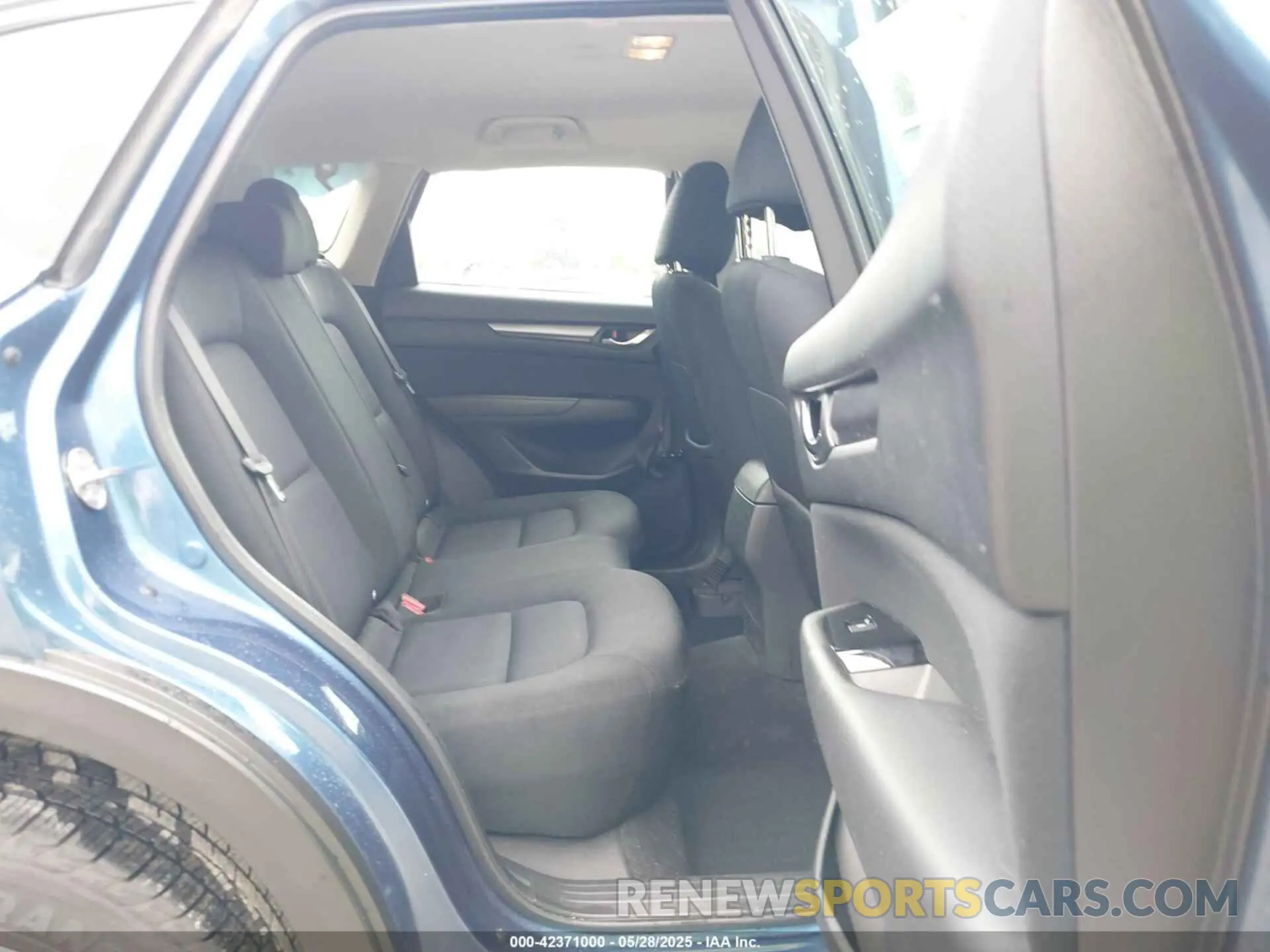8 Photograph of a damaged car JM3KFABM1L0749916 MAZDA CX-5 2020