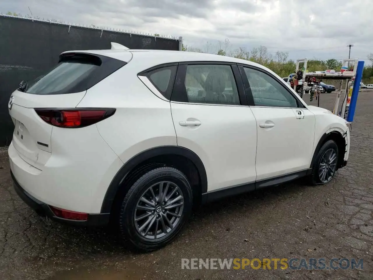 3 Photograph of a damaged car JM3KFABM3L0763039 MAZDA CX-5 2020
