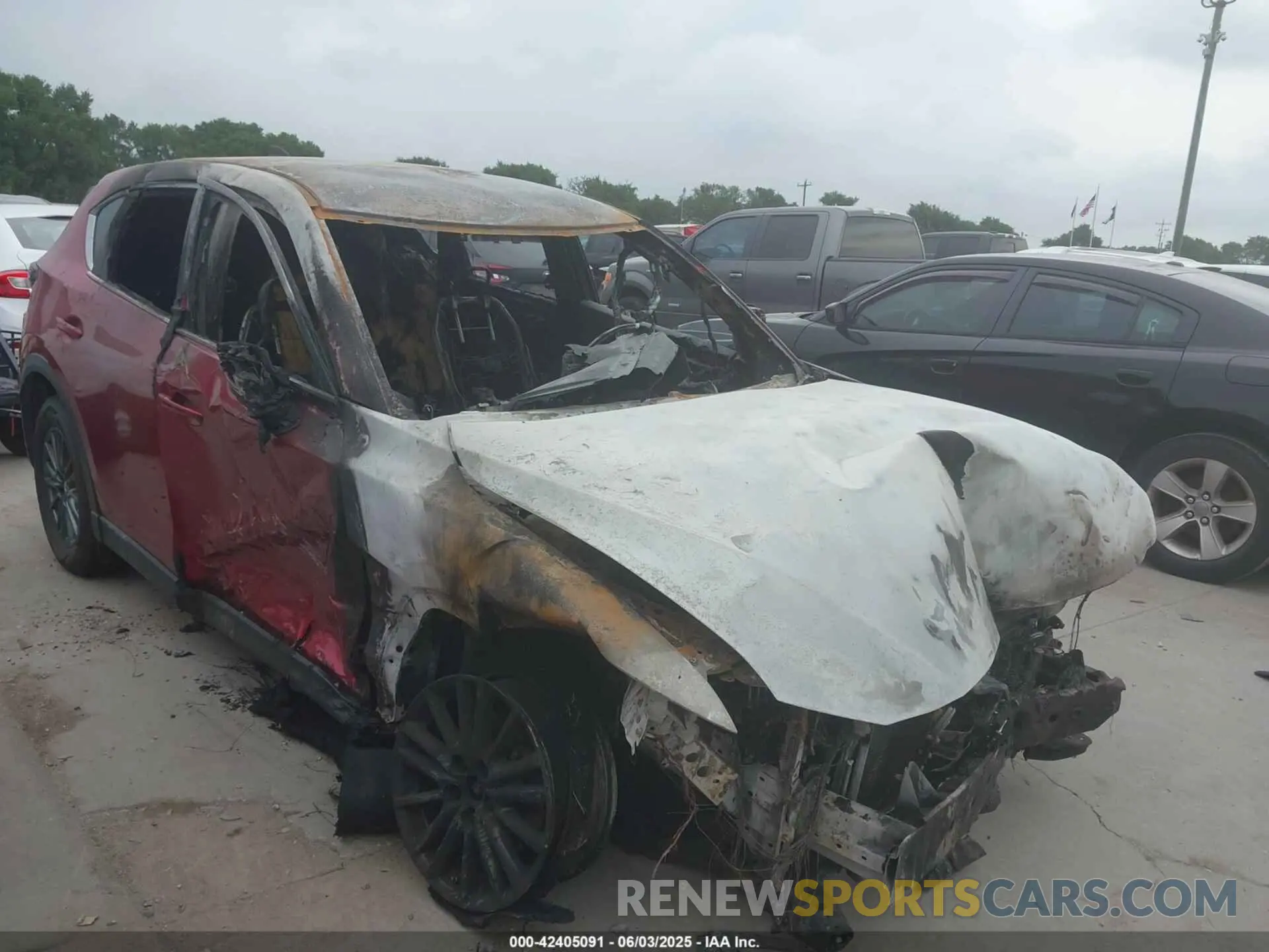 1 Photograph of a damaged car JM3KFABM3L0796851 MAZDA CX-5 2020