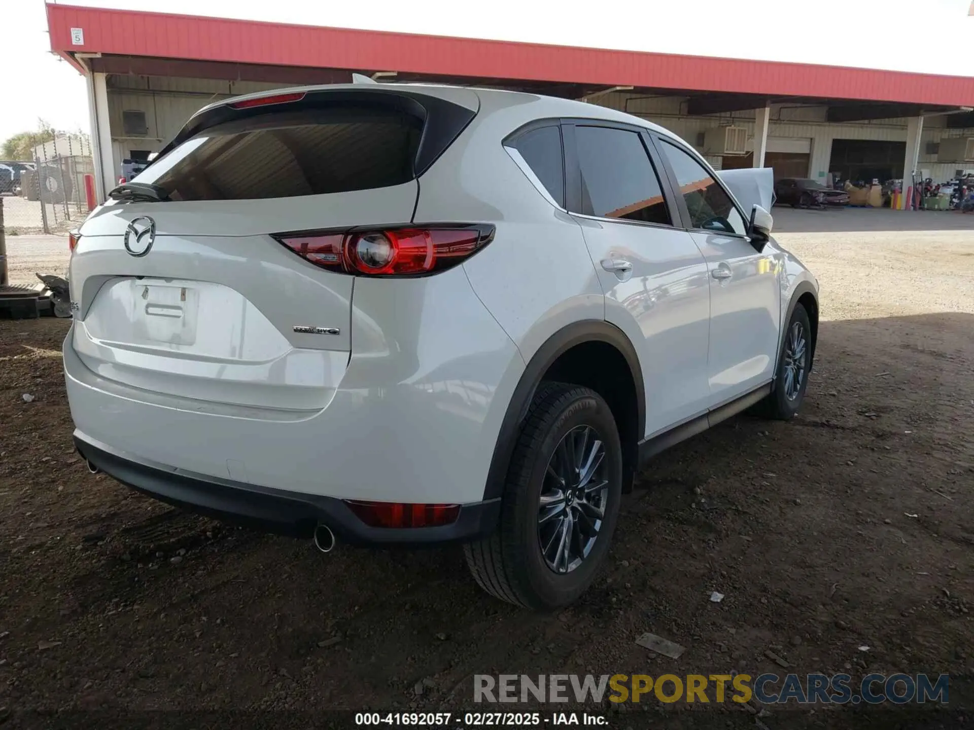 4 Photograph of a damaged car JM3KFABM5L0784796 MAZDA CX-5 2020