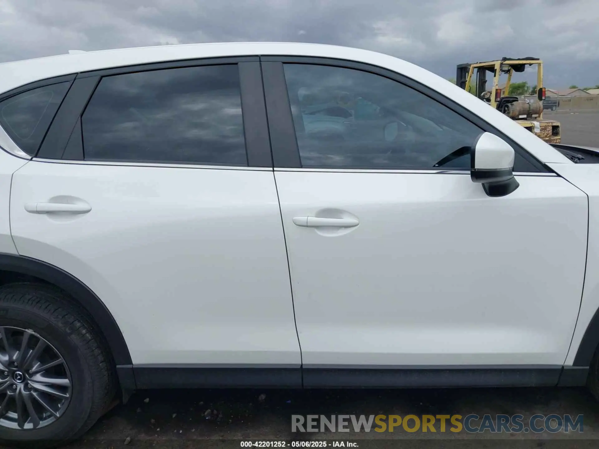 13 Photograph of a damaged car JM3KFABM7L0831214 MAZDA CX-5 2020