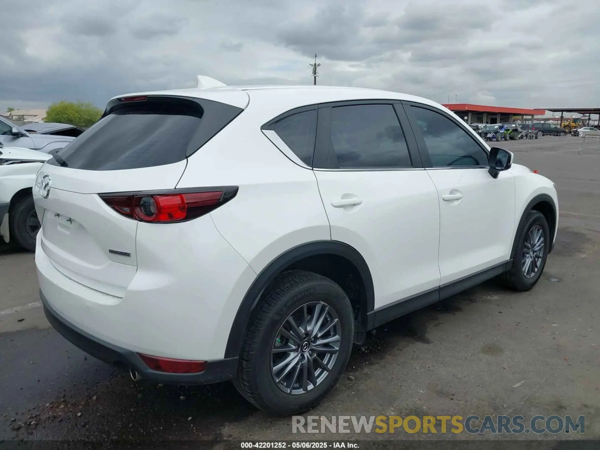 4 Photograph of a damaged car JM3KFABM7L0831214 MAZDA CX-5 2020