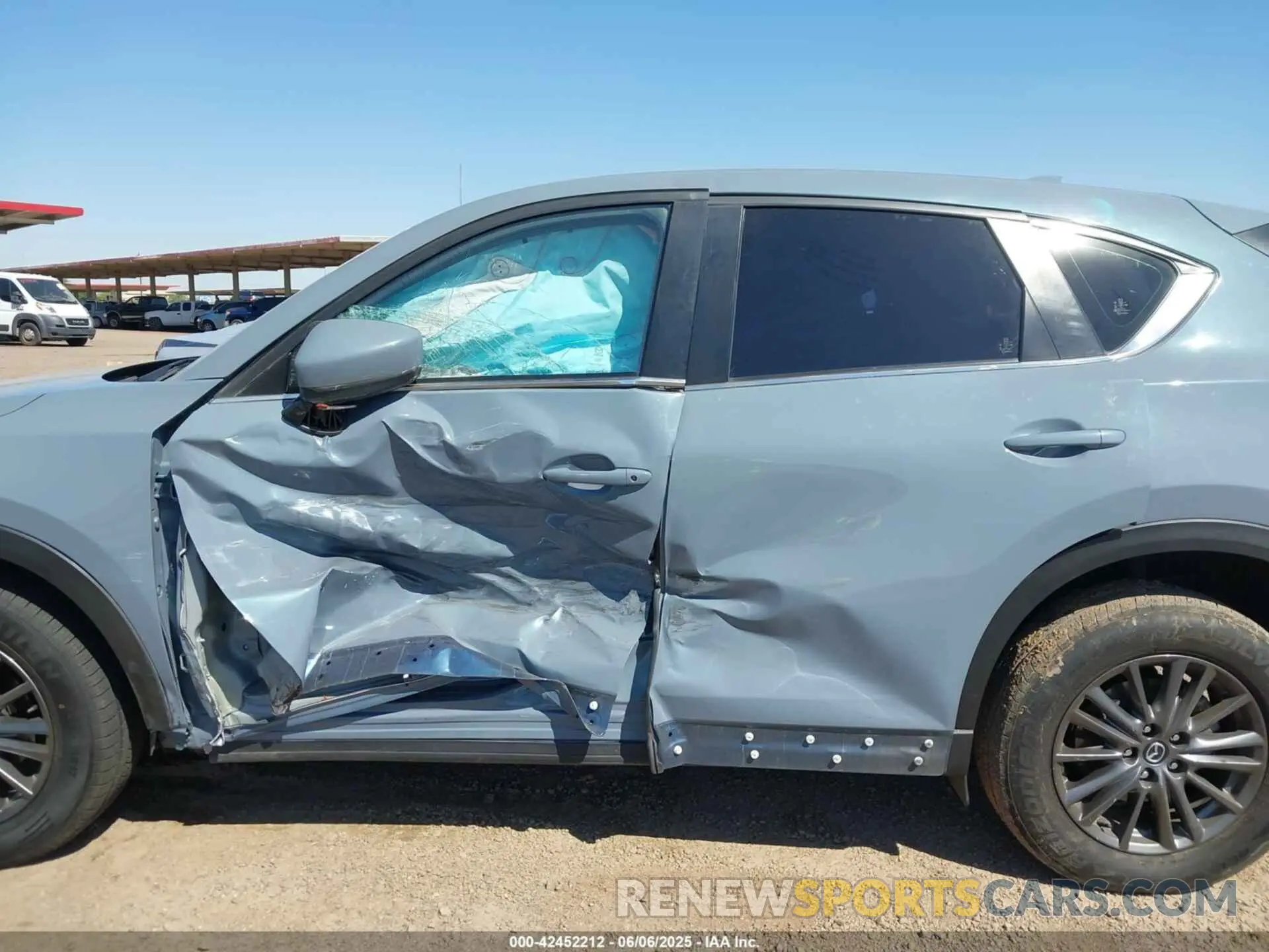 14 Photograph of a damaged car JM3KFABM8L0855392 MAZDA CX-5 2020