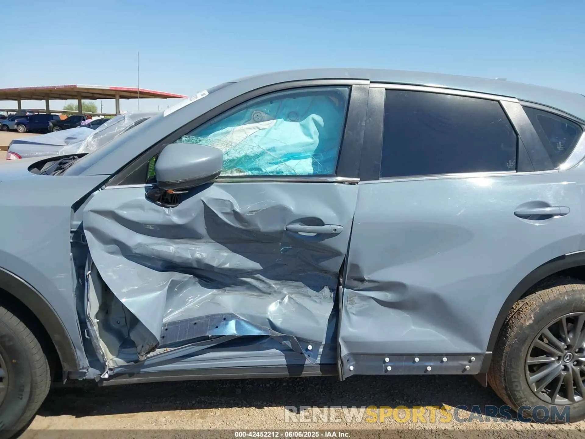 6 Photograph of a damaged car JM3KFABM8L0855392 MAZDA CX-5 2020