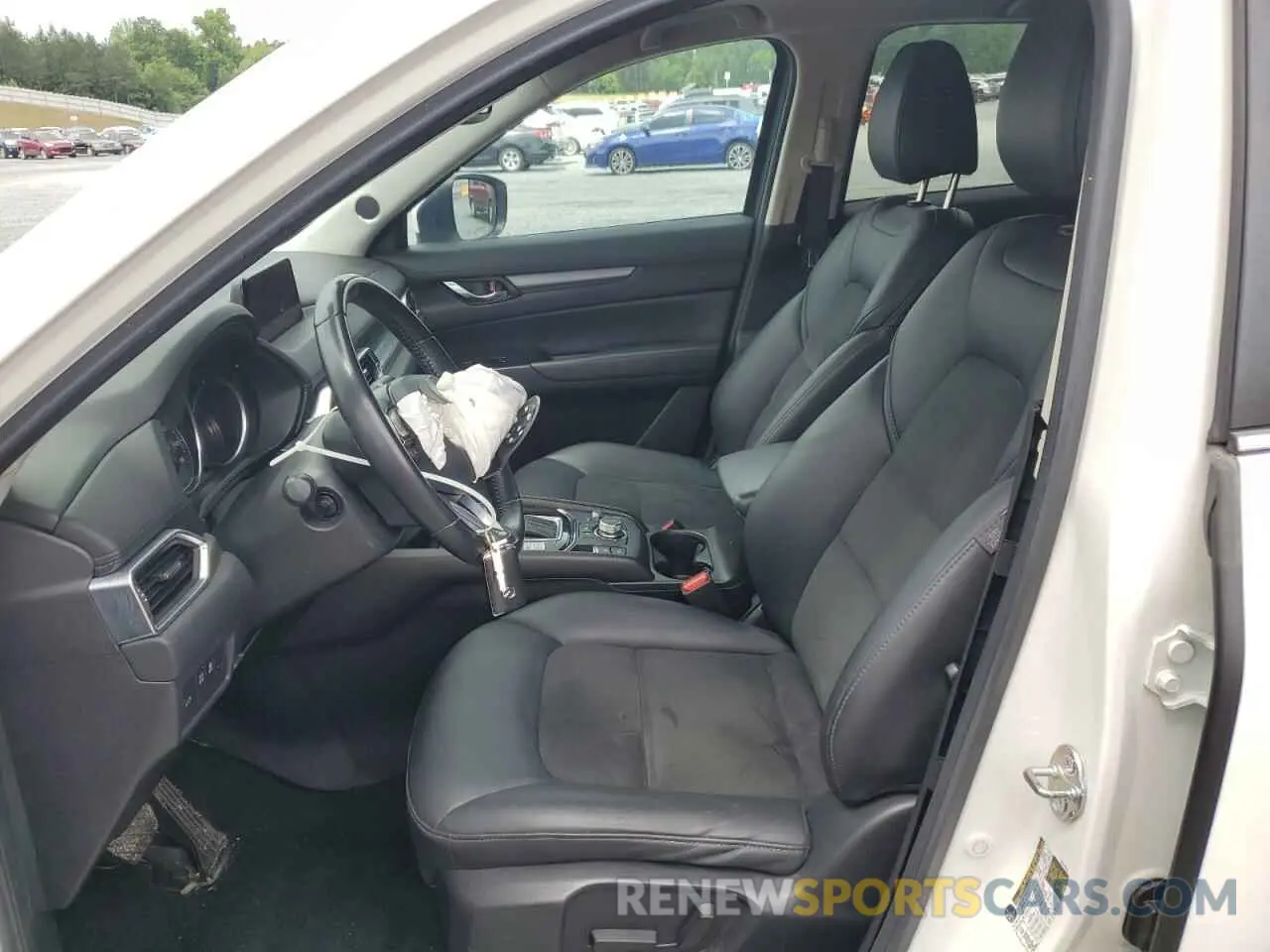 7 Photograph of a damaged car JM3KFACM0L0746861 MAZDA CX-5 2020