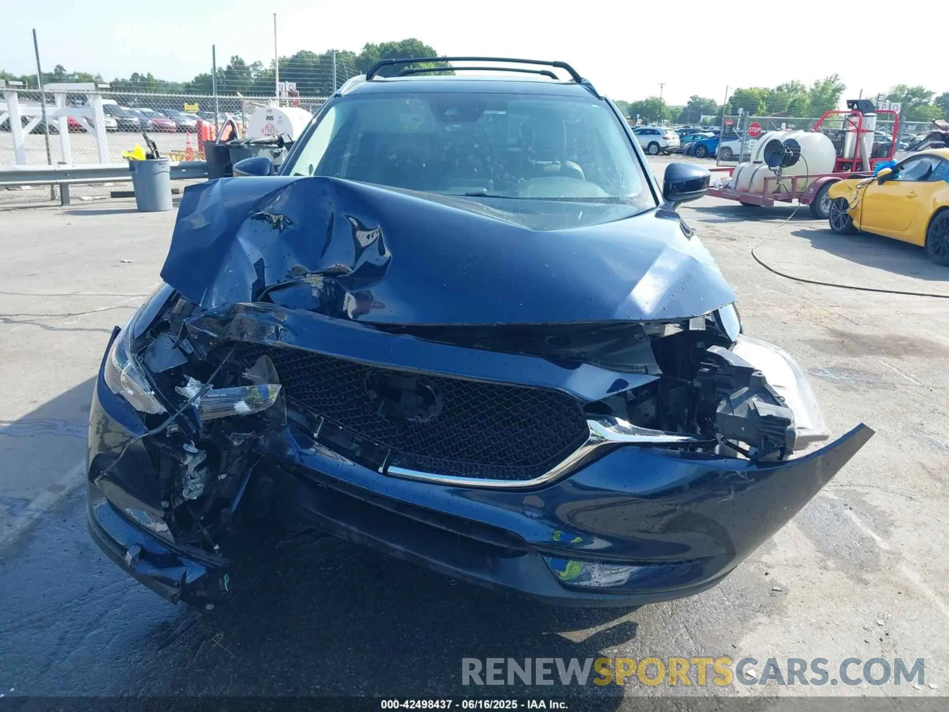 12 Photograph of a damaged car JM3KFACM0L0750621 MAZDA CX-5 2020