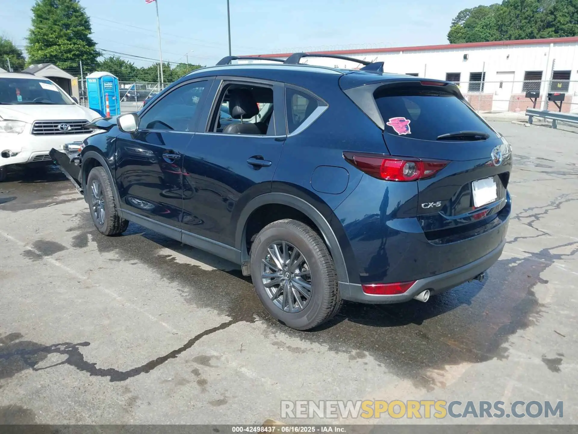 3 Photograph of a damaged car JM3KFACM0L0750621 MAZDA CX-5 2020