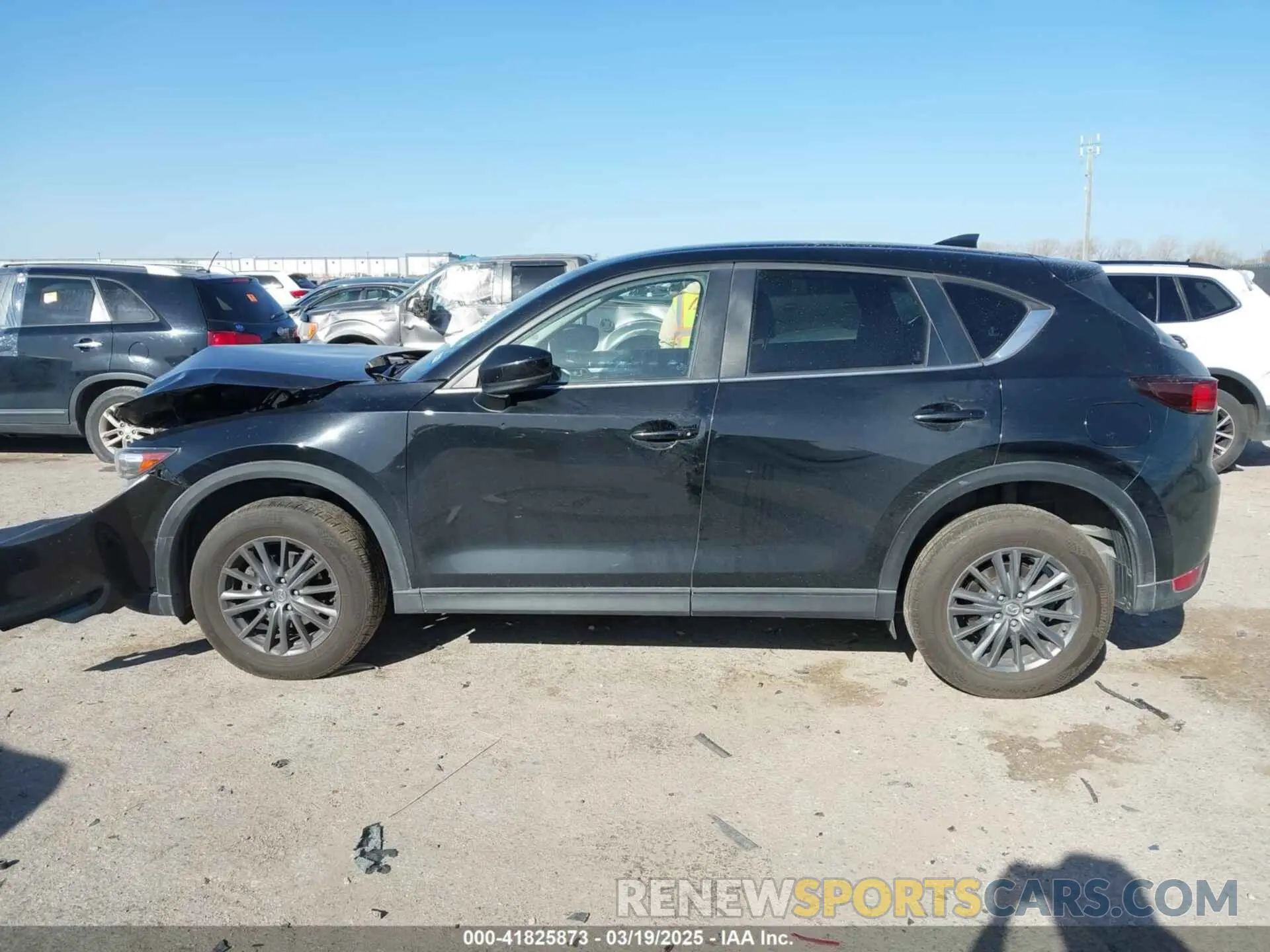 14 Photograph of a damaged car JM3KFACM0L0780265 MAZDA CX-5 2020