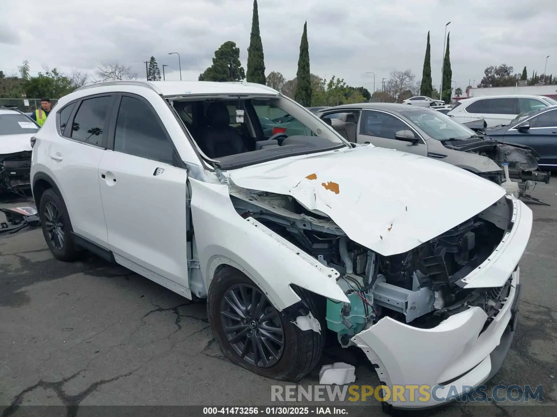 14 Photograph of a damaged car JM3KFACM0L0827178 MAZDA CX-5 2020