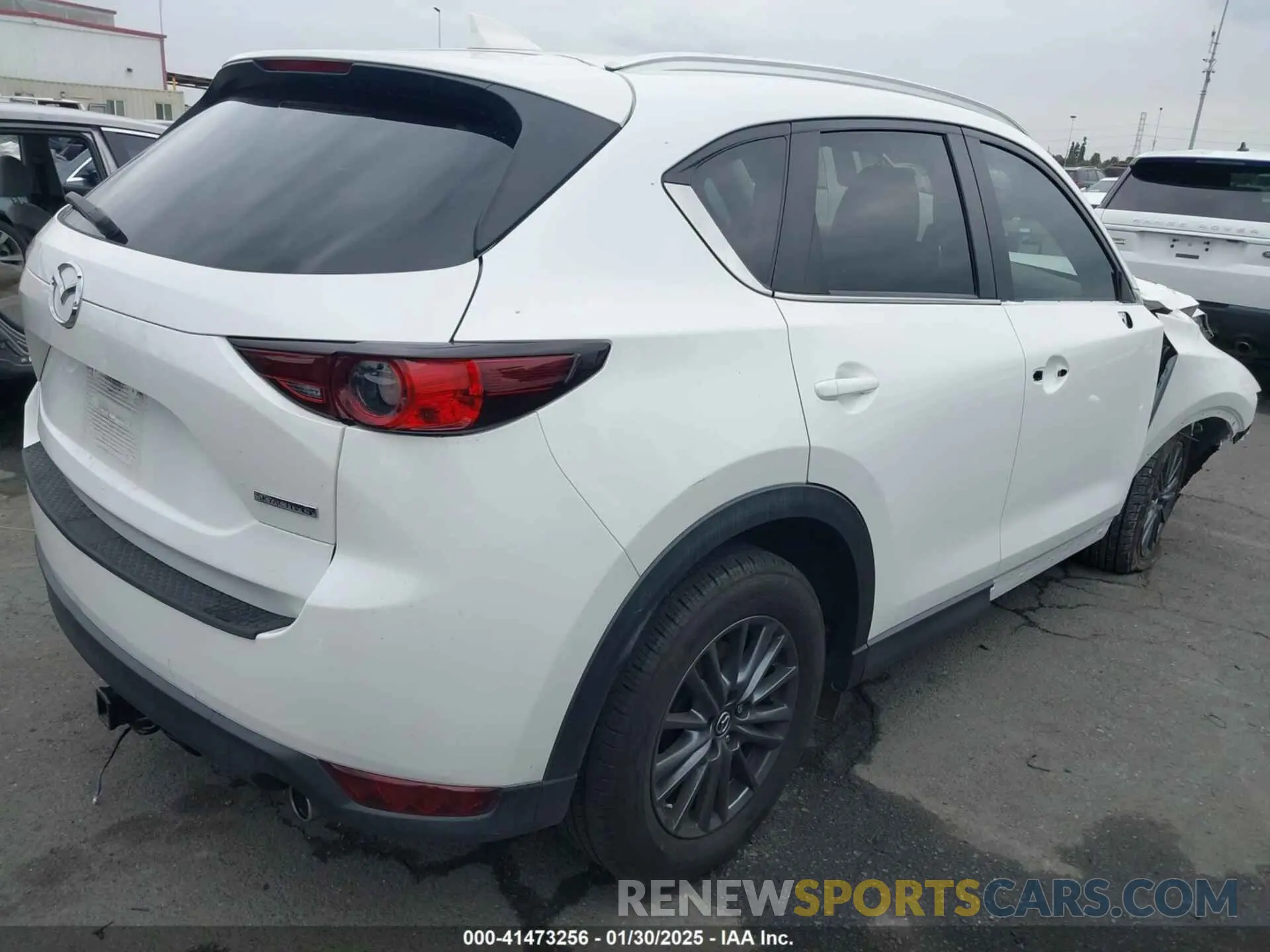 4 Photograph of a damaged car JM3KFACM0L0827178 MAZDA CX-5 2020