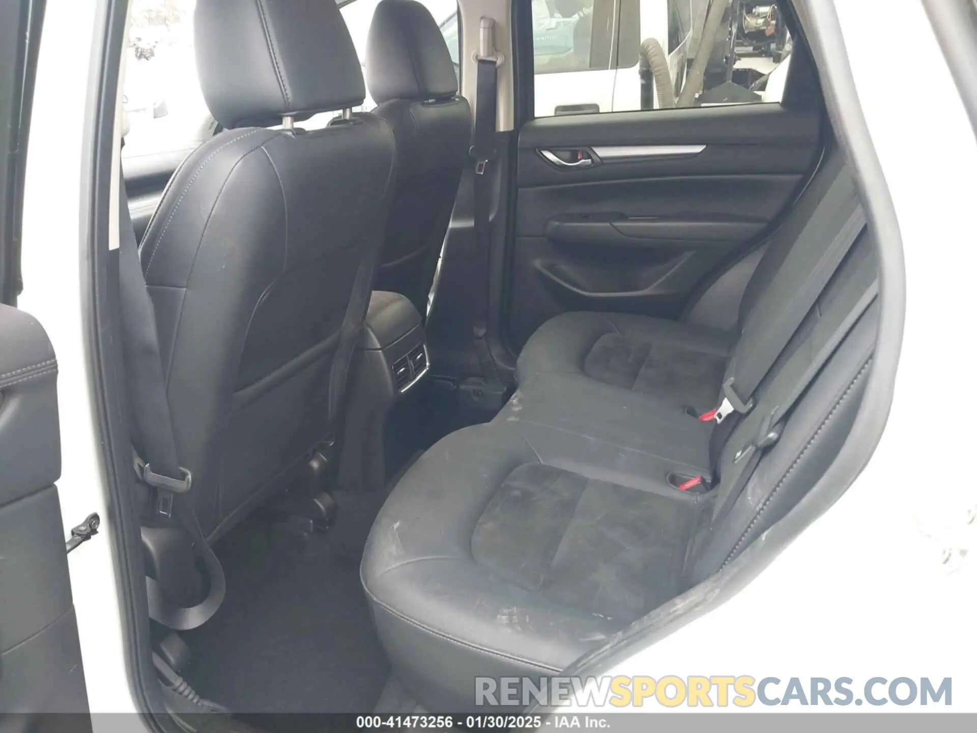 8 Photograph of a damaged car JM3KFACM0L0827178 MAZDA CX-5 2020