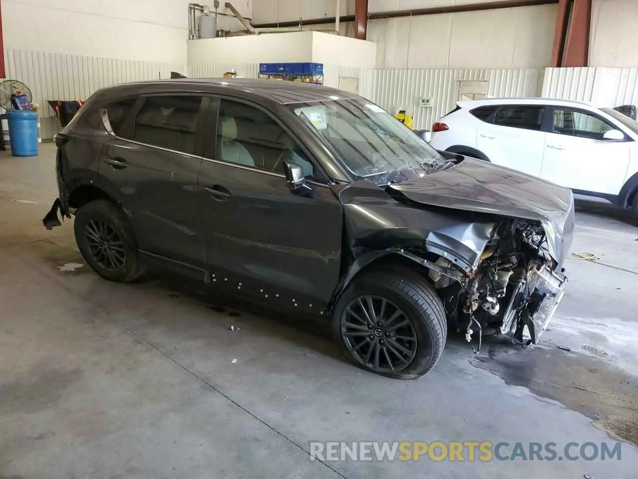 4 Photograph of a damaged car JM3KFACM0L0837340 MAZDA CX-5 2020