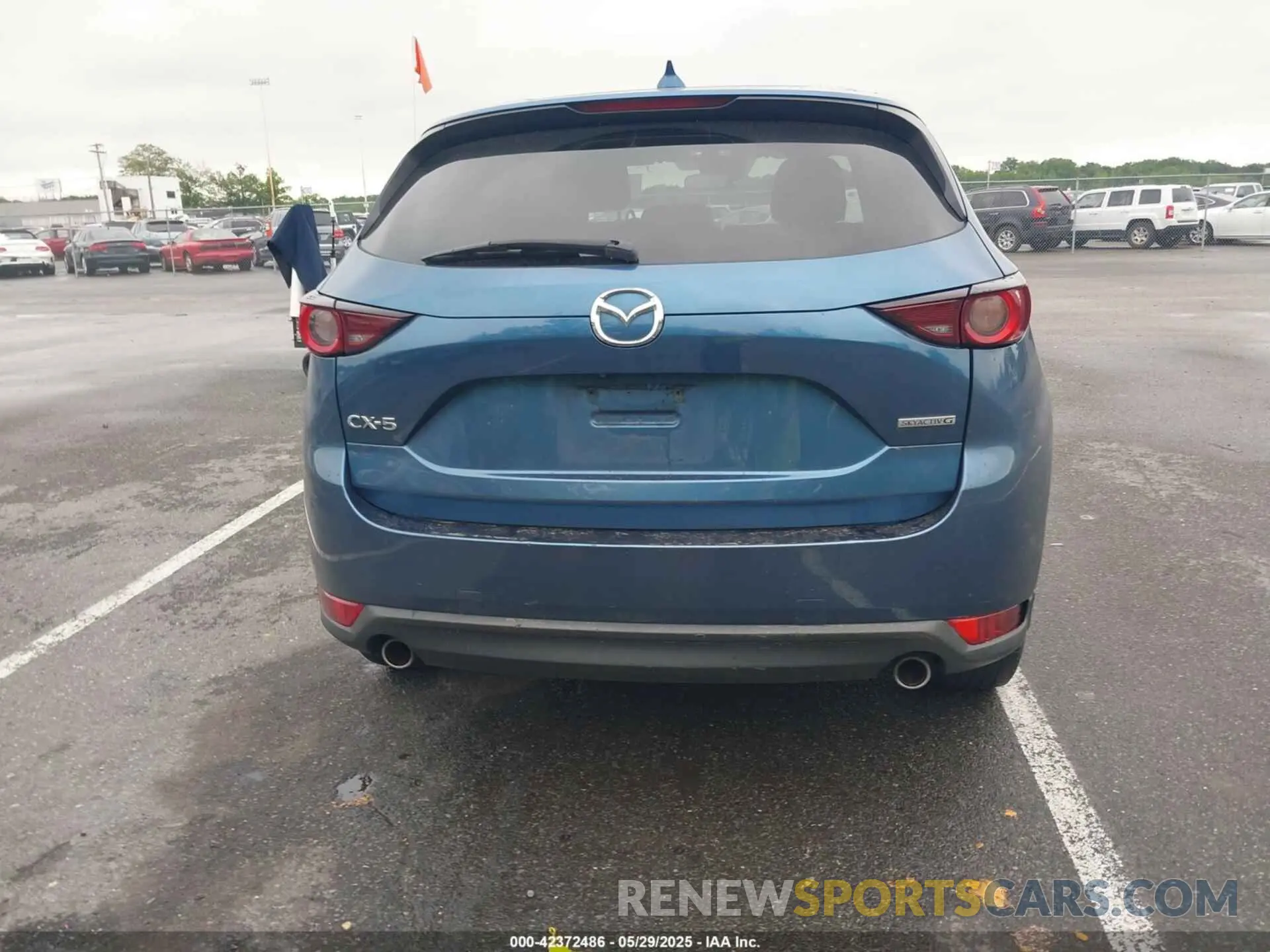 16 Photograph of a damaged car JM3KFACM1L0726165 MAZDA CX-5 2020