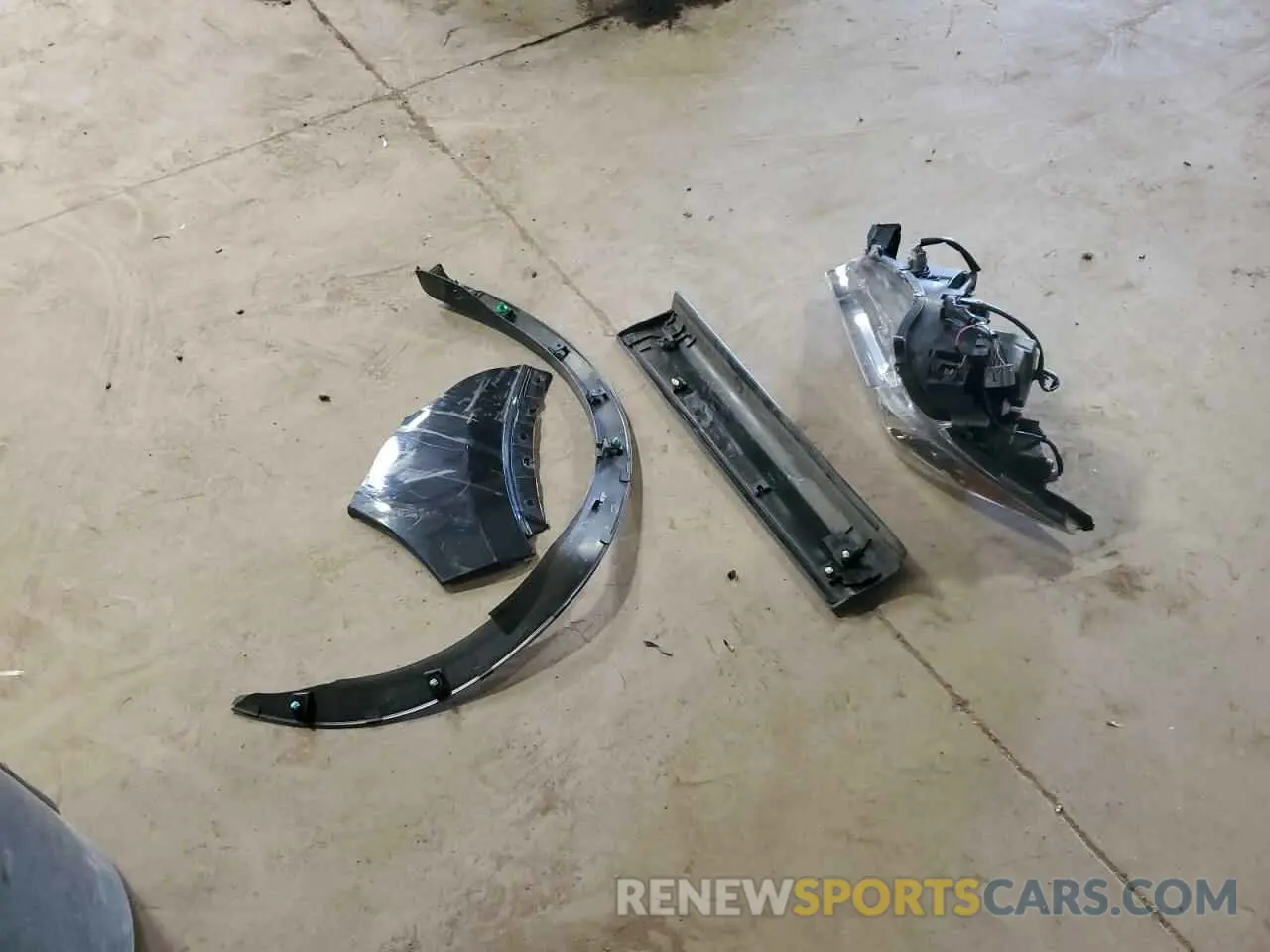 13 Photograph of a damaged car JM3KFACM1L0768402 MAZDA CX-5 2020