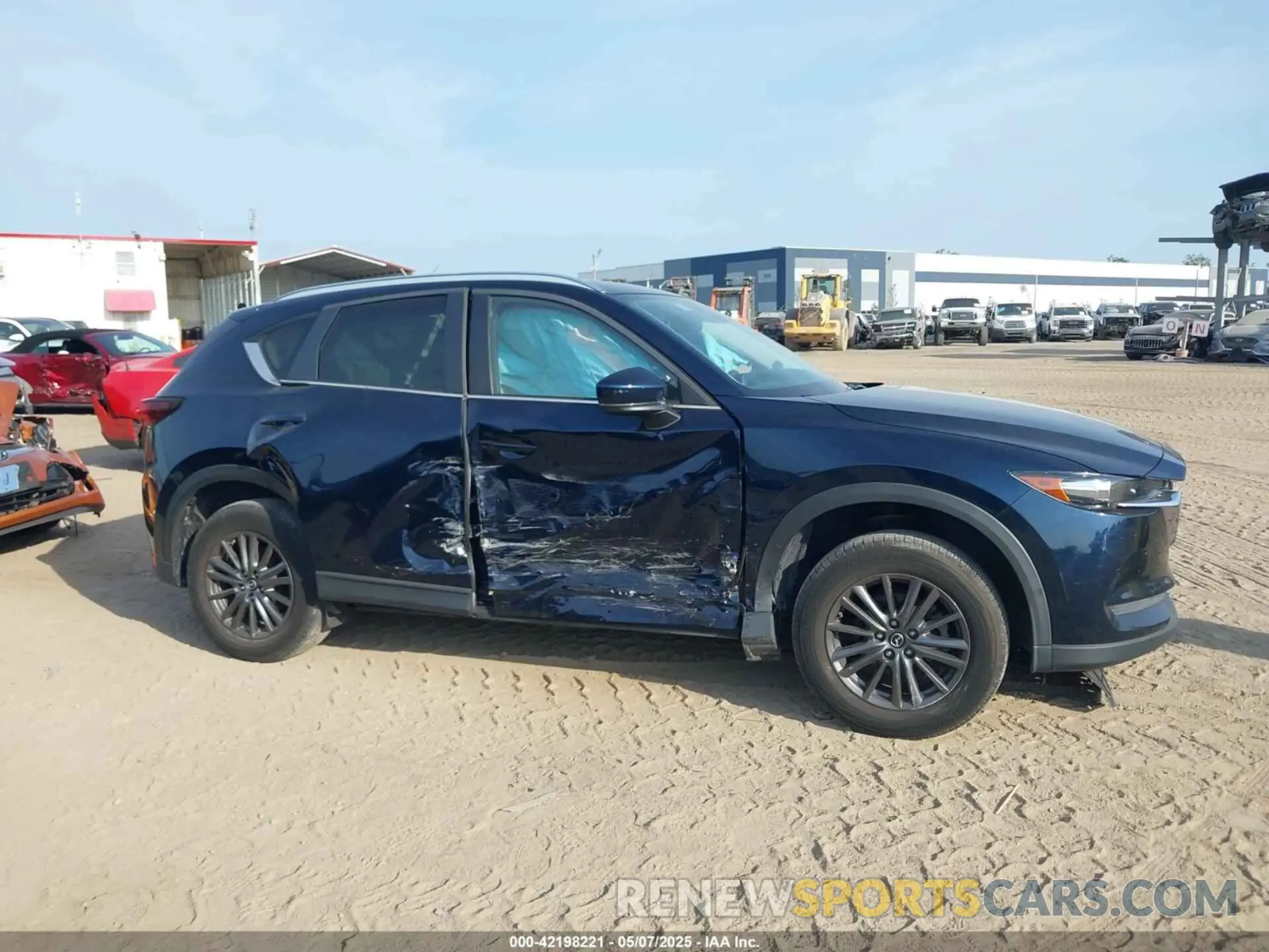 13 Photograph of a damaged car JM3KFACM1L0832468 MAZDA CX-5 2020