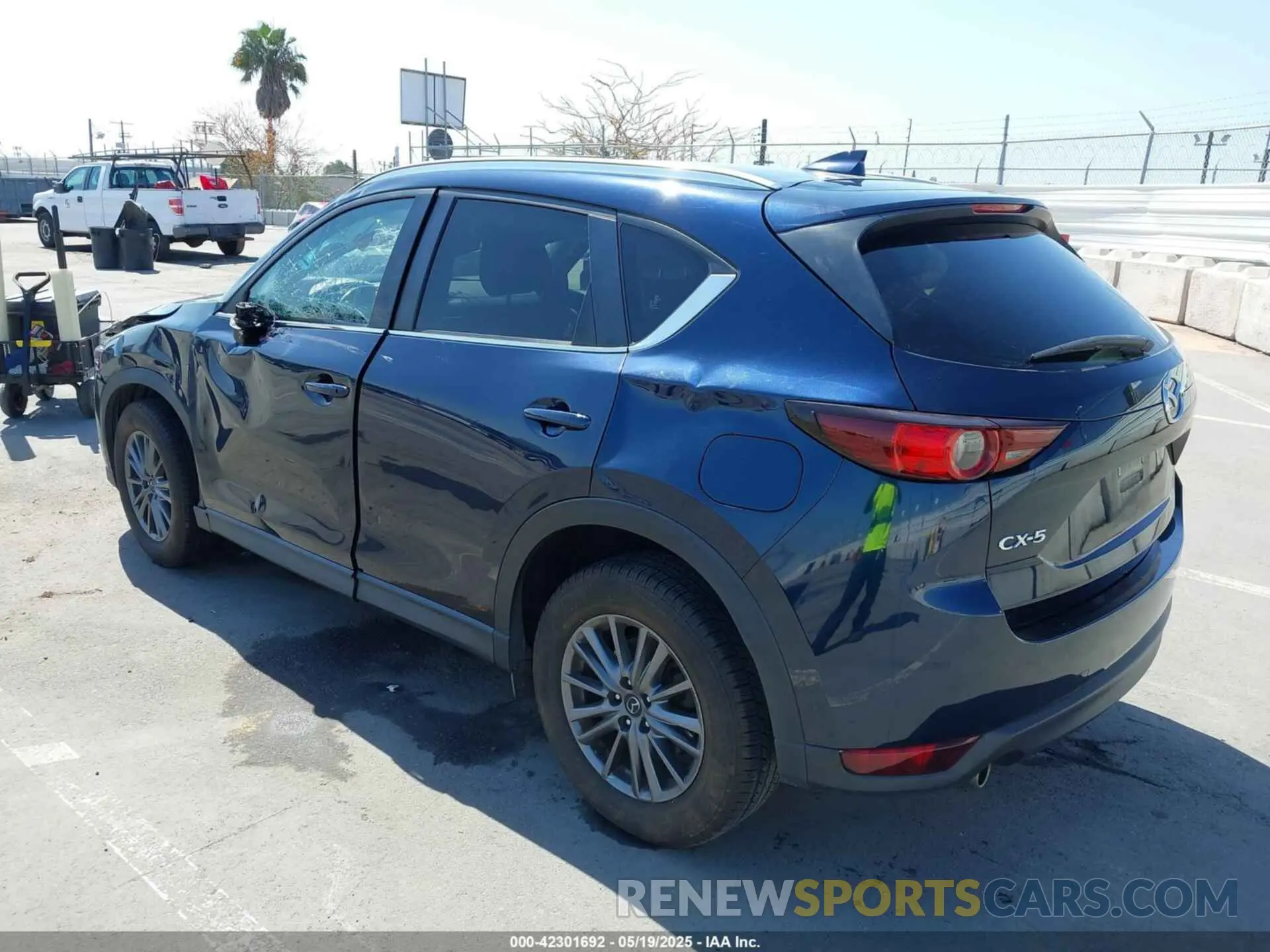 3 Photograph of a damaged car JM3KFACM1L0861212 MAZDA CX-5 2020