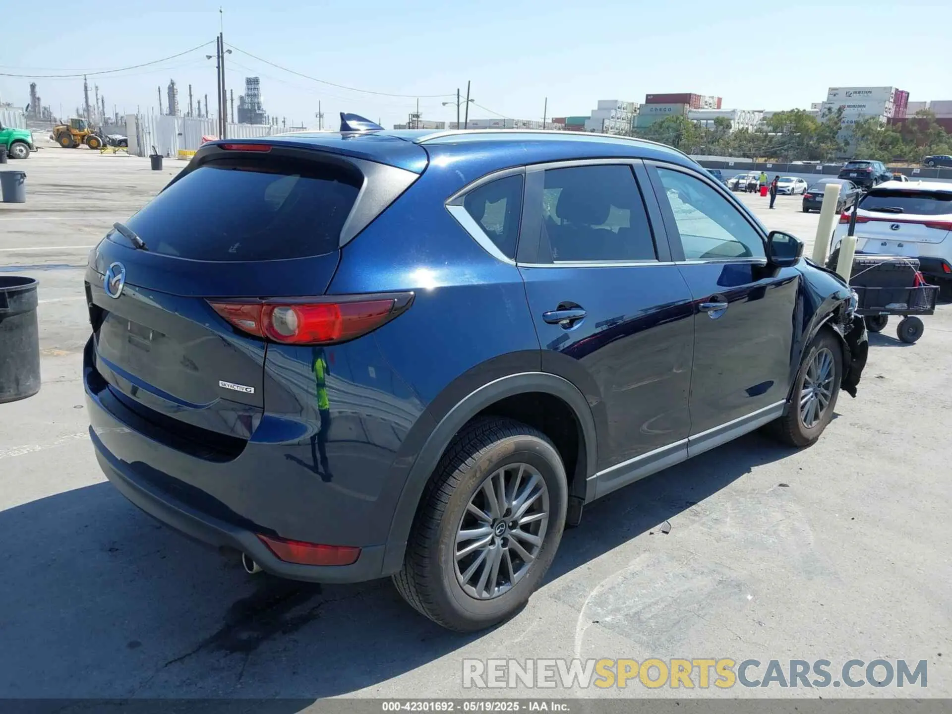4 Photograph of a damaged car JM3KFACM1L0861212 MAZDA CX-5 2020