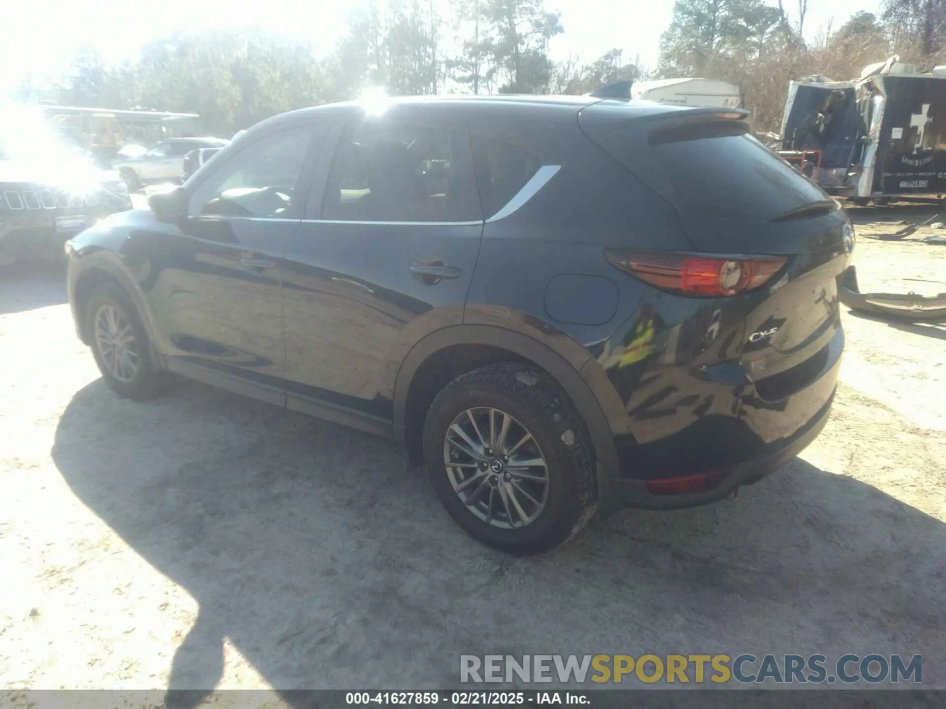 3 Photograph of a damaged car JM3KFACM1L1817303 MAZDA CX-5 2020