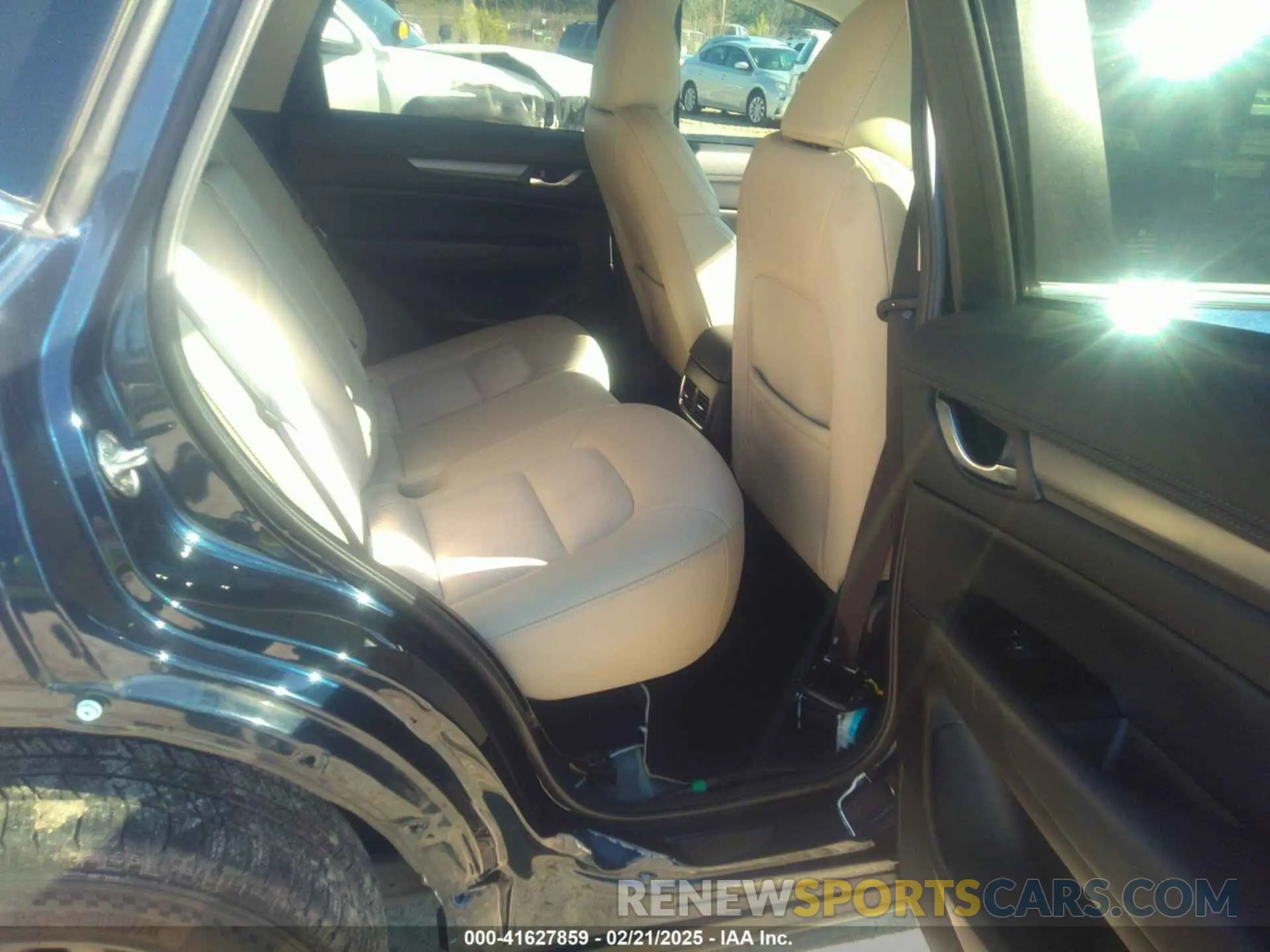 8 Photograph of a damaged car JM3KFACM1L1817303 MAZDA CX-5 2020