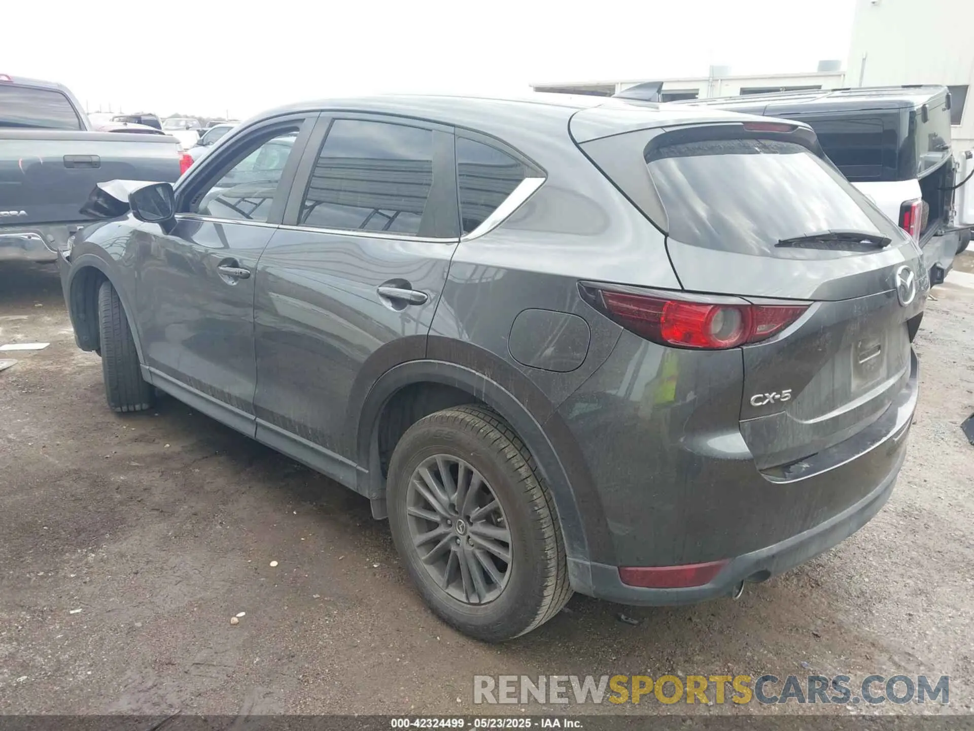 3 Photograph of a damaged car JM3KFACM1L1837714 MAZDA CX-5 2020
